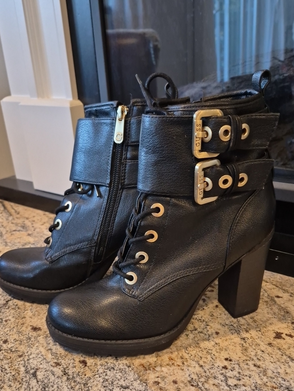 GUESS Y2K Finlay Combat Booties 7.5 Near New Black Gold